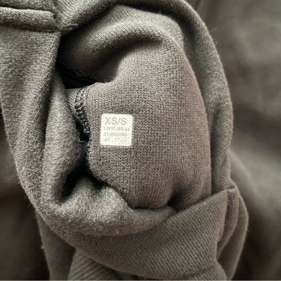 NWT Lululemon Scuba Oversized Funnel Neck Shirt Black Size XS/S - Picture 5 of 11